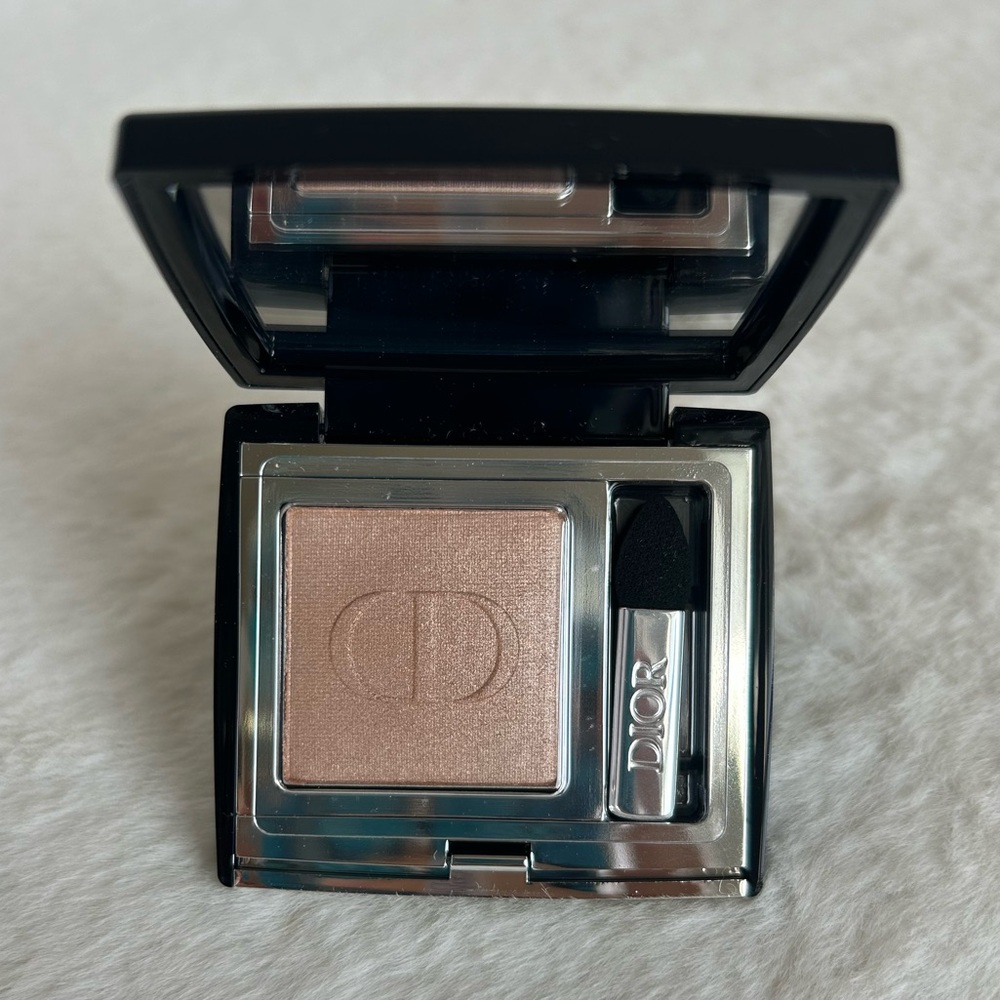 Dior Diorshow Mono Couleur Couture Eyeshadow-530 Tulle Satin Makeup NWT
